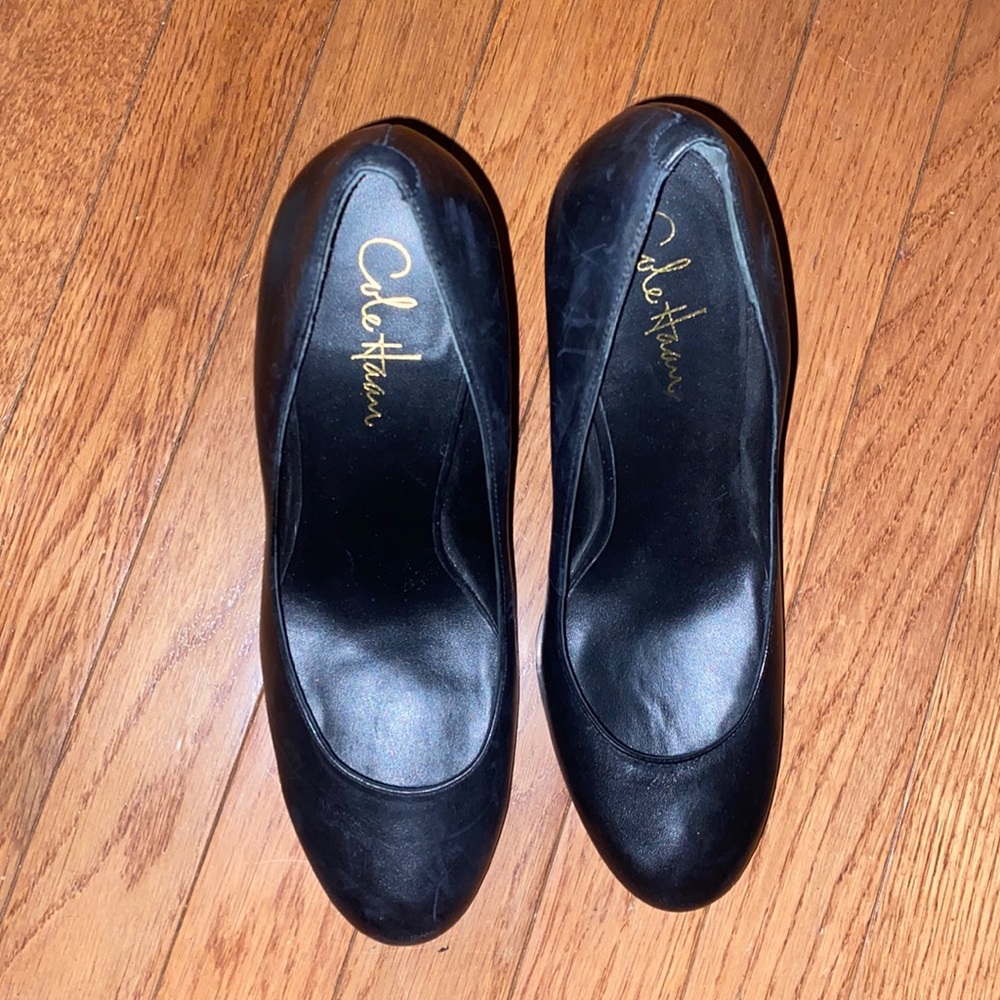 Cole Haan Round Toe Heels 9.5 Black